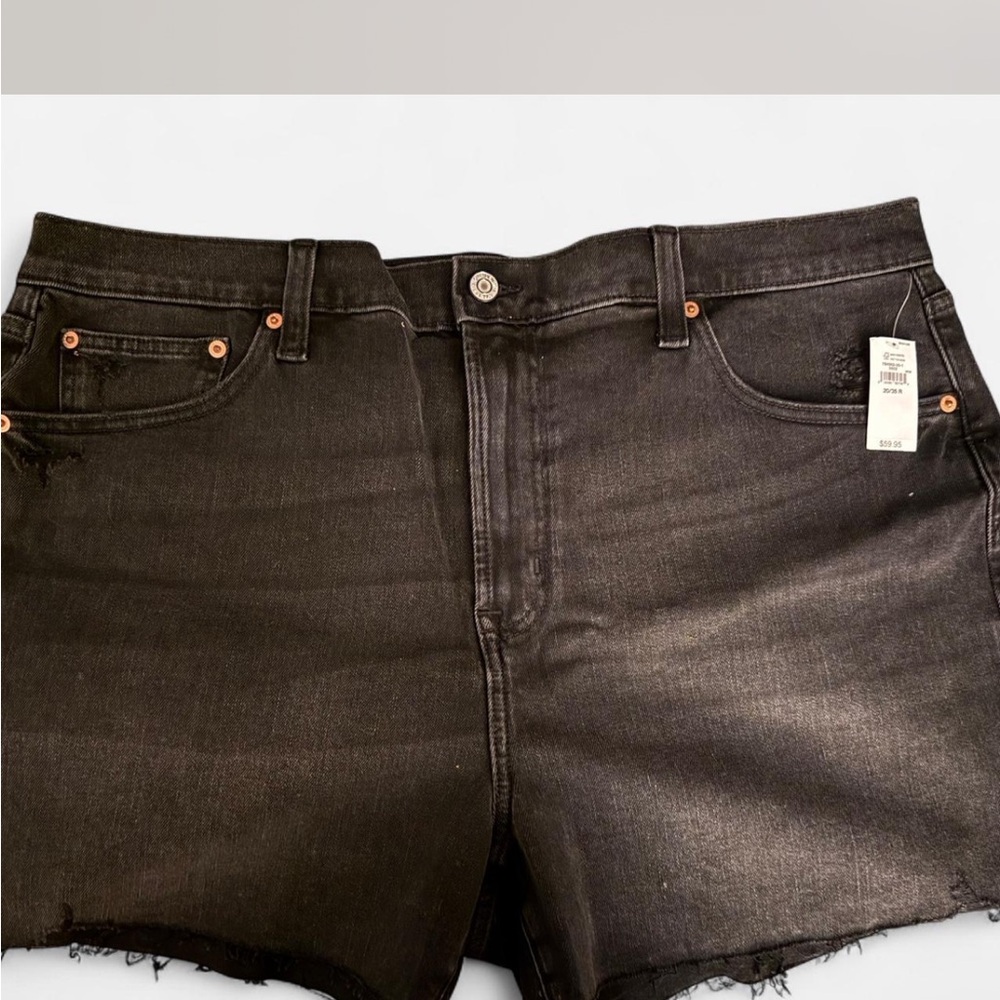 GAP High Rise Black Shorts